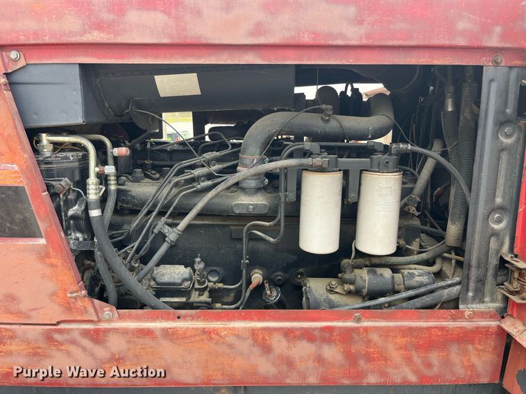 image for item MG9367 1981 International 5088  tractor