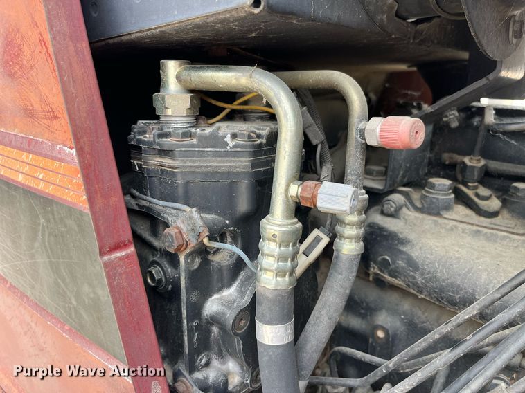 image for item MG9367 1981 International 5088  tractor