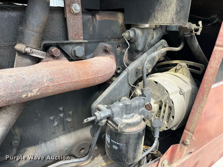 image for item MG9367 1981 International 5088  tractor