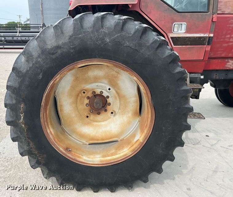 image for item MG9367 1981 International 5088  tractor