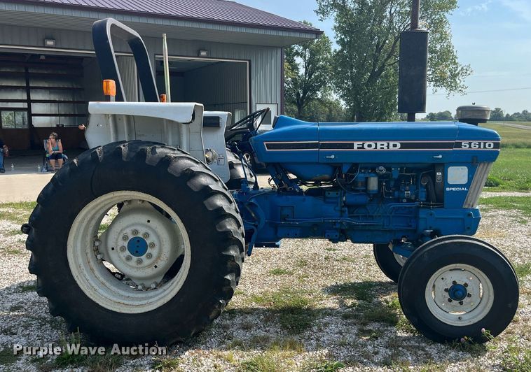 image for item MG9369 1991 Ford 5610 II Special  tractor