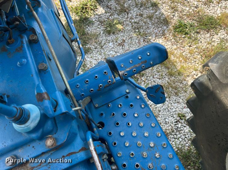 image for item MG9369 1991 Ford 5610 II Special  tractor