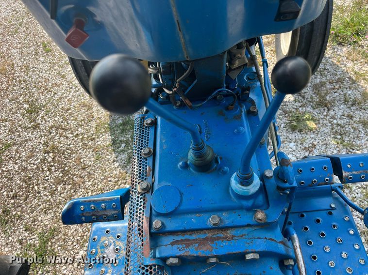 image for item MG9369 1991 Ford 5610 II Special  tractor