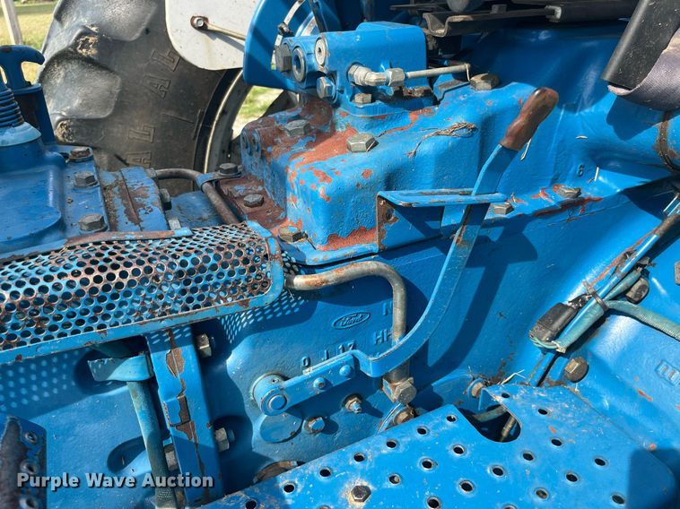 image for item MG9369 1991 Ford 5610 II Special  tractor