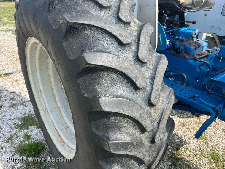 image for item MG9369 1991 Ford 5610 II Special  tractor