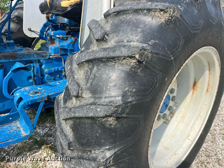 image for item MG9369 1991 Ford 5610 II Special  tractor