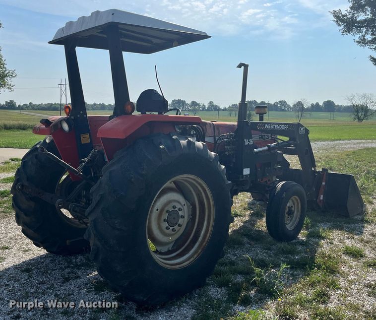 image for item MG9370 1996 Massey Ferguson 283  tractor