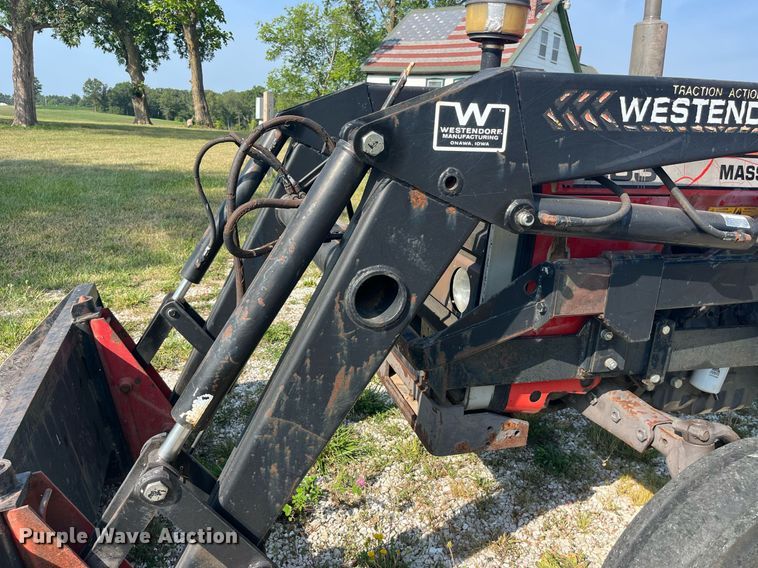 image for item MG9370 1996 Massey Ferguson 283  tractor