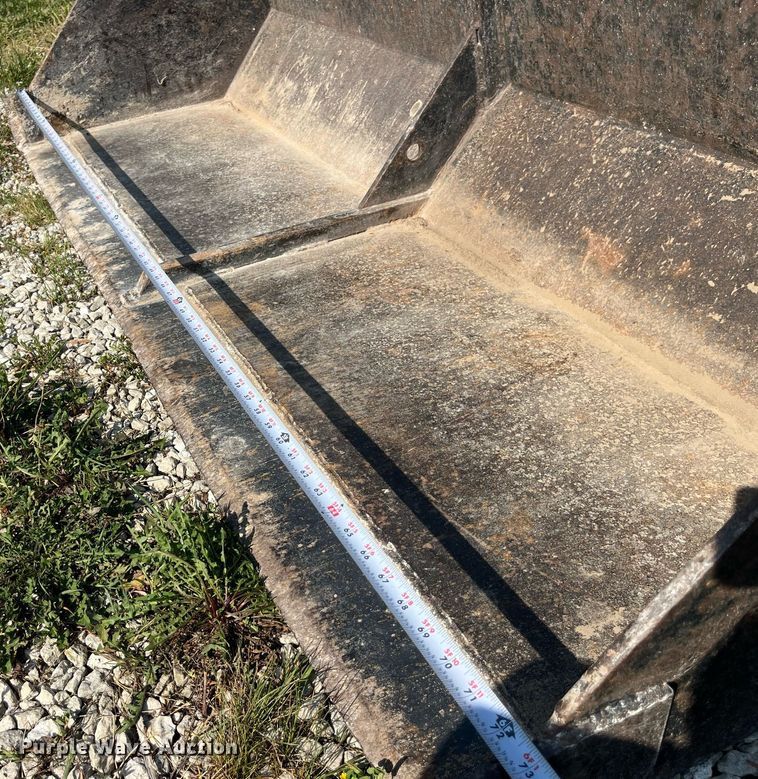 image for item MG9370 1996 Massey Ferguson 283  tractor