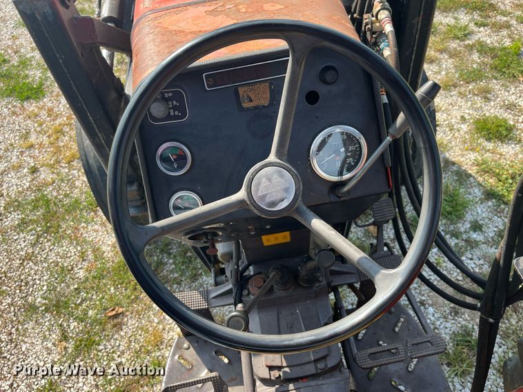 image for item MG9370 1996 Massey Ferguson 283  tractor