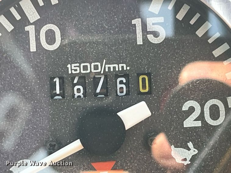 image for item MG9370 1996 Massey Ferguson 283  tractor