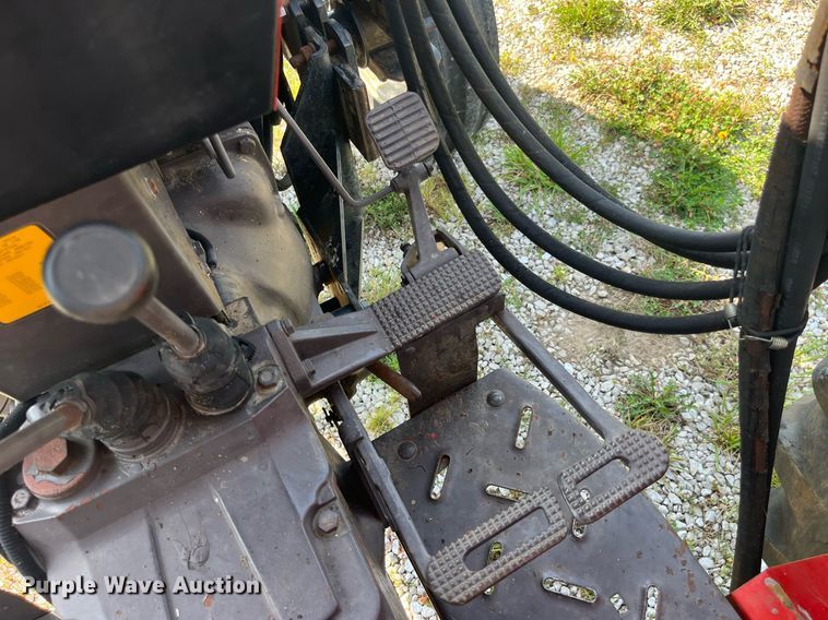 image for item MG9370 1996 Massey Ferguson 283  tractor