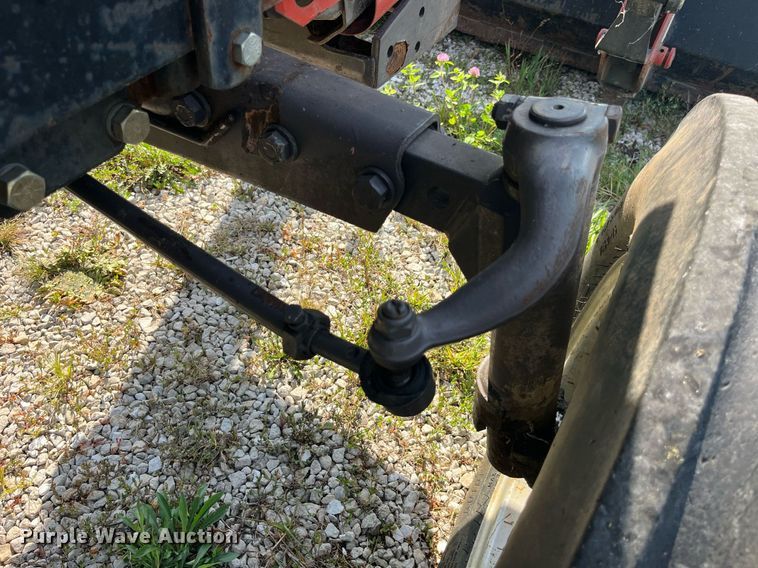 image for item MG9370 1996 Massey Ferguson 283  tractor