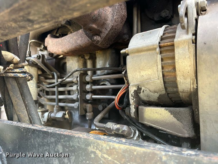 image for item MG9370 1996 Massey Ferguson 283  tractor