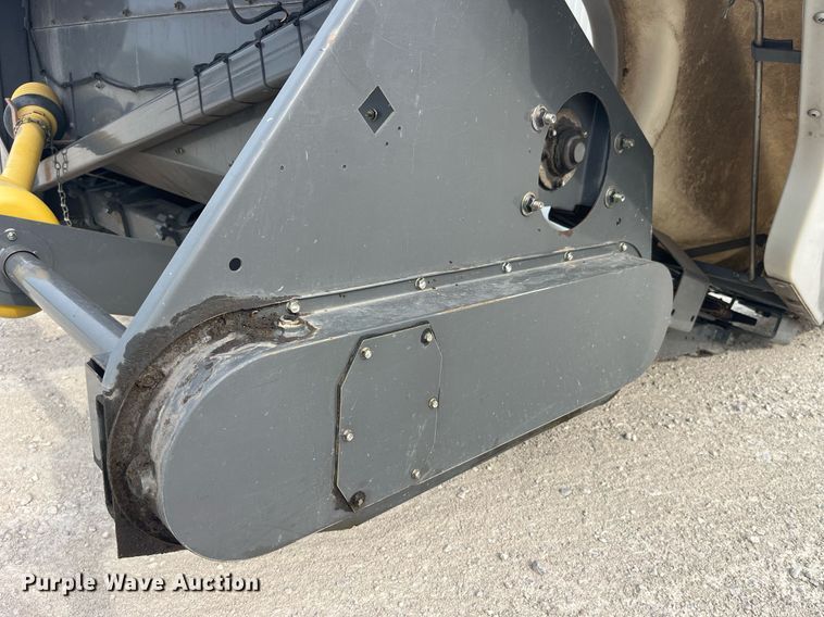 image for item MG9372 2012 AGCO 3000  corn head