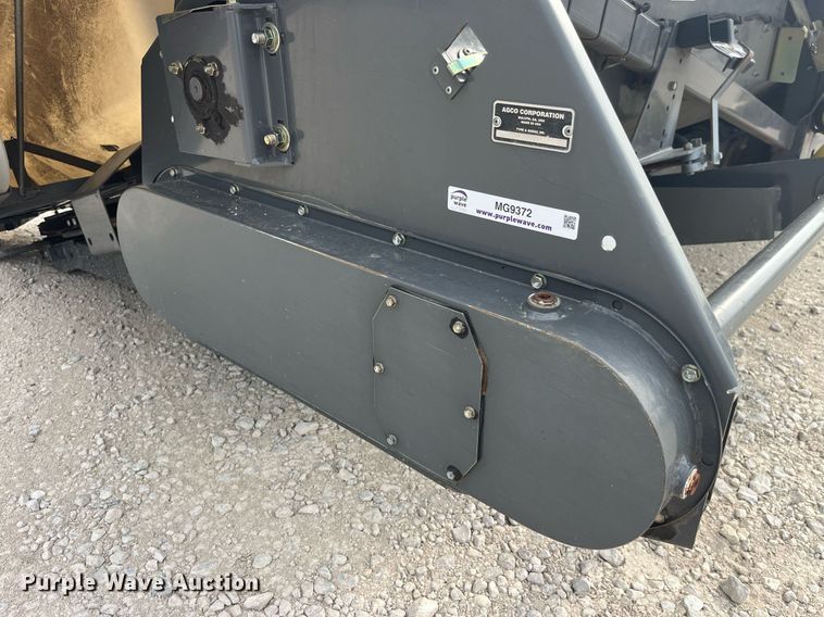 image for item MG9372 2012 AGCO 3000  corn head