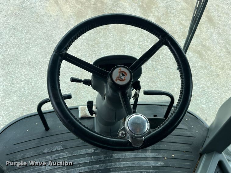 image for item MG9373 2008 Gleaner R65  combine