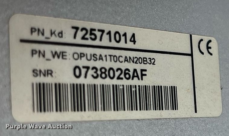 image for item MG9373 2008 Gleaner R65  combine