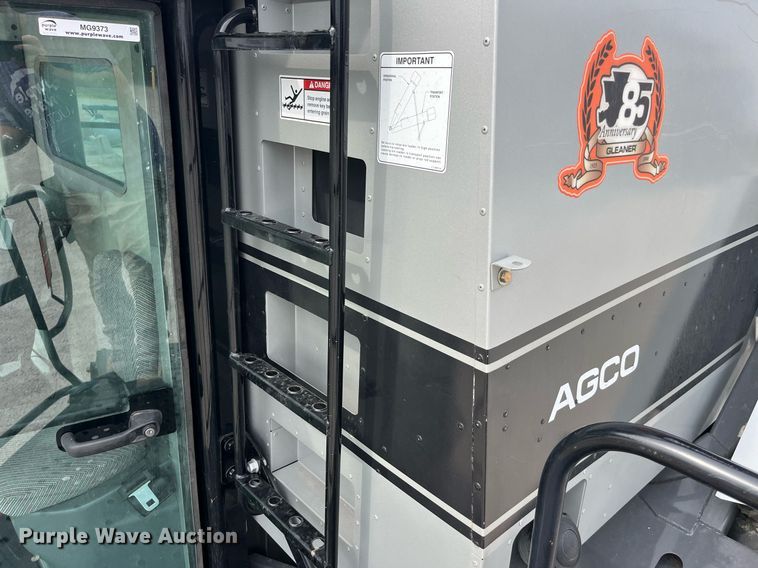 image for item MG9373 2008 Gleaner R65  combine