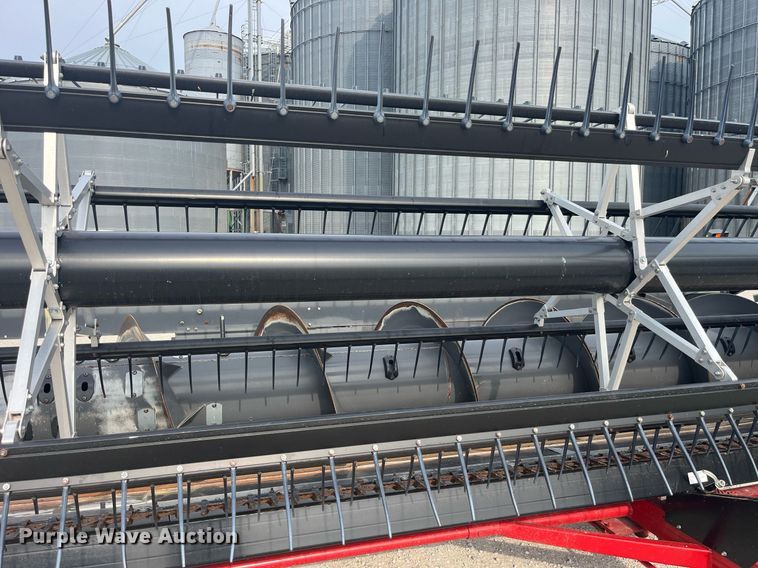 image for item MG9374 2008 AGCO 8200  flex head