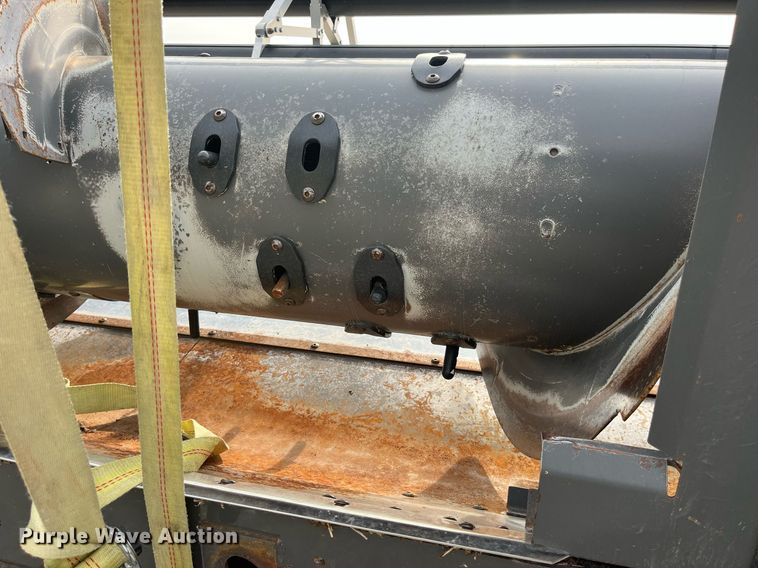 image for item MG9374 2008 AGCO 8200  flex head