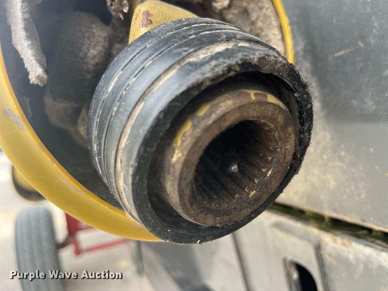 image for item MG9374 2008 AGCO 8200  flex head