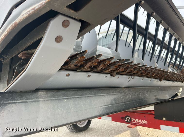 image for item MG9374 2008 AGCO 8200  flex head