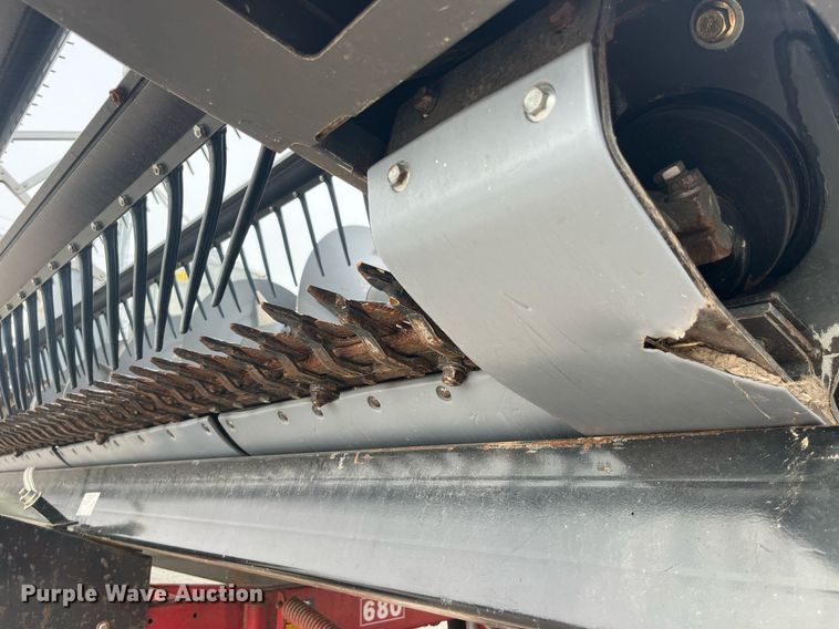 image for item MG9374 2008 AGCO 8200  flex head