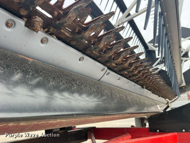 image for item MG9374 2008 AGCO 8200  flex head