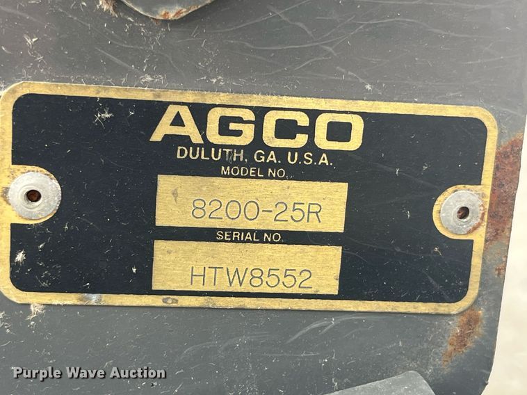image for item MG9374 2008 AGCO 8200  flex head