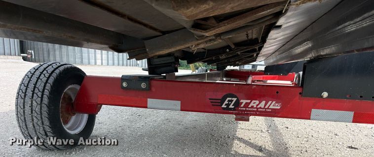 image for item MG9375 E-Z Trail 680  header trailer