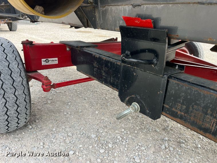 image for item MG9375 E-Z Trail 680  header trailer