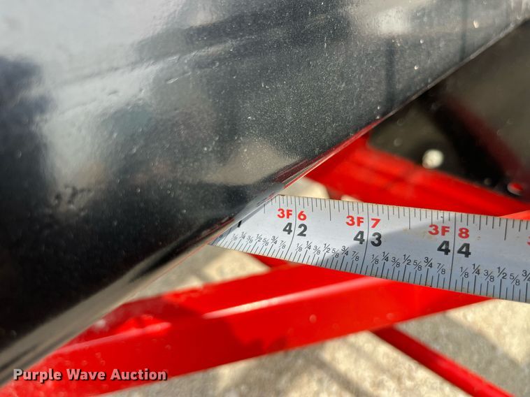 image for item MG9375 E-Z Trail 680  header trailer