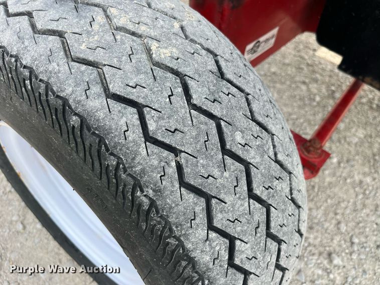 image for item MG9375 E-Z Trail 680  header trailer