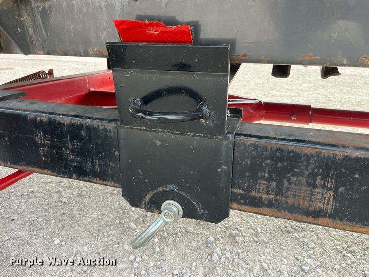 image for item MG9375 E-Z Trail 680  header trailer