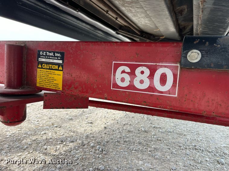 image for item MG9375 E-Z Trail 680  header trailer