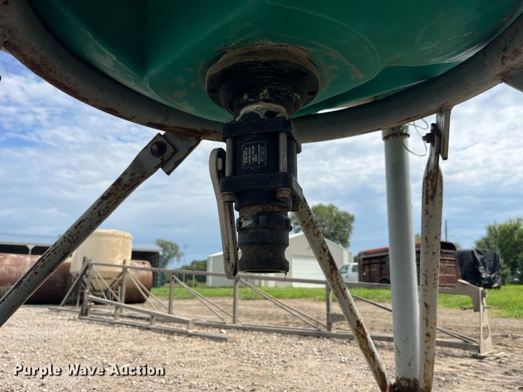 image for item MG9392 Cone bottom tank