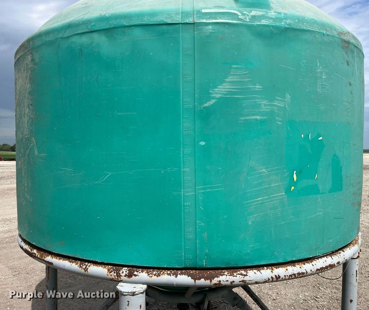 image for item MG9392 Cone bottom tank