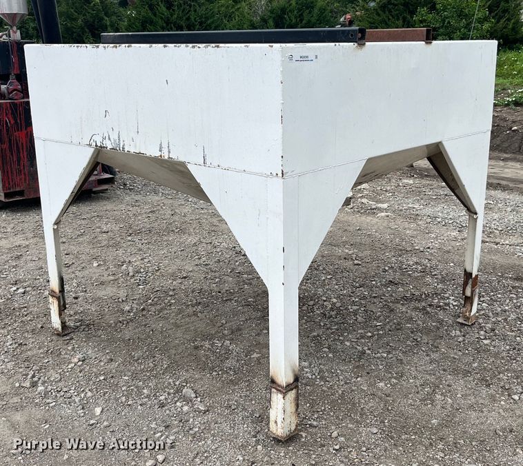 image for item MG9395 Seed hopper