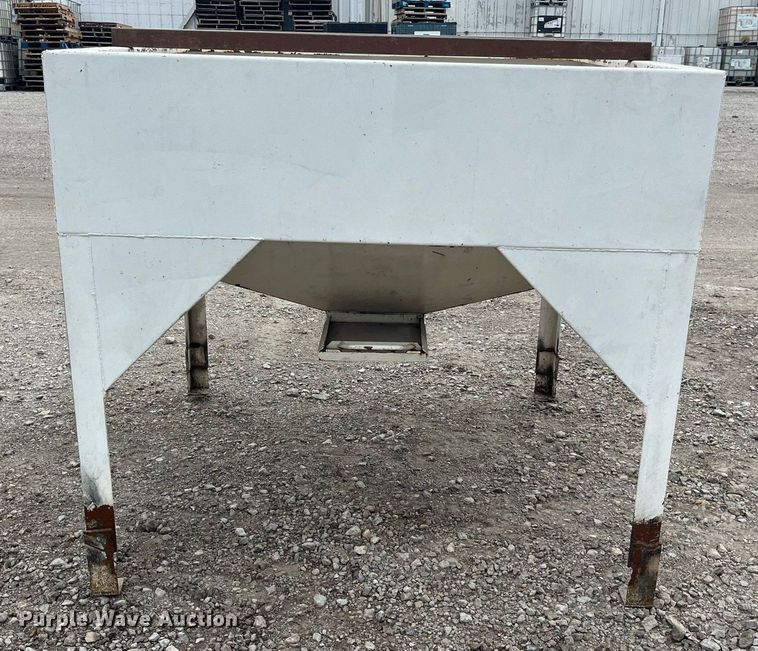 image for item MG9395 Seed hopper