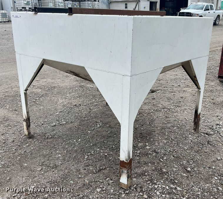 image for item MG9395 Seed hopper