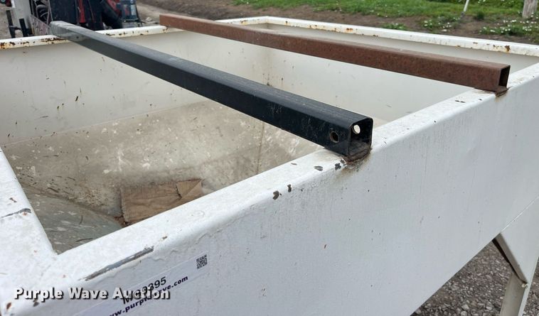 image for item MG9395 Seed hopper