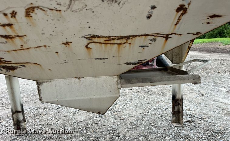 image for item MG9395 Seed hopper