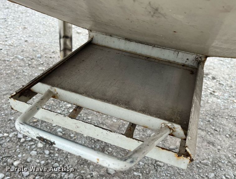 image for item MG9395 Seed hopper