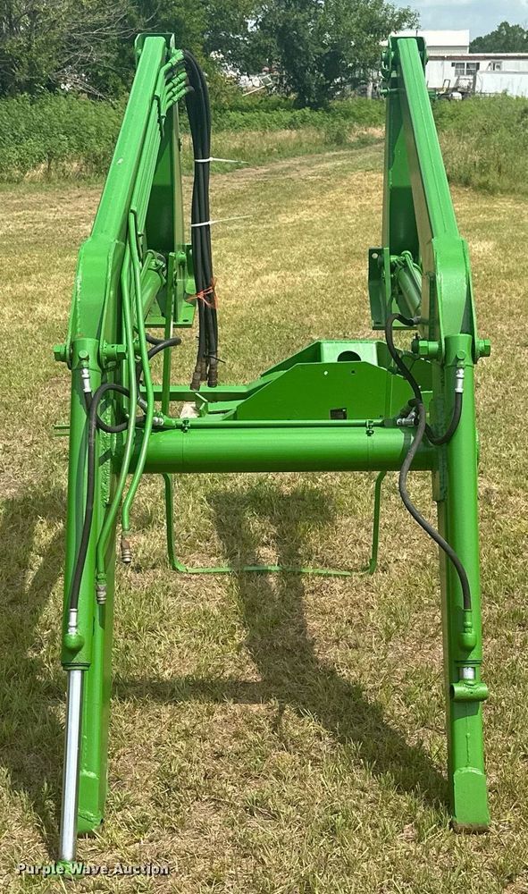 image for item ML9031 John Deere 158  loader