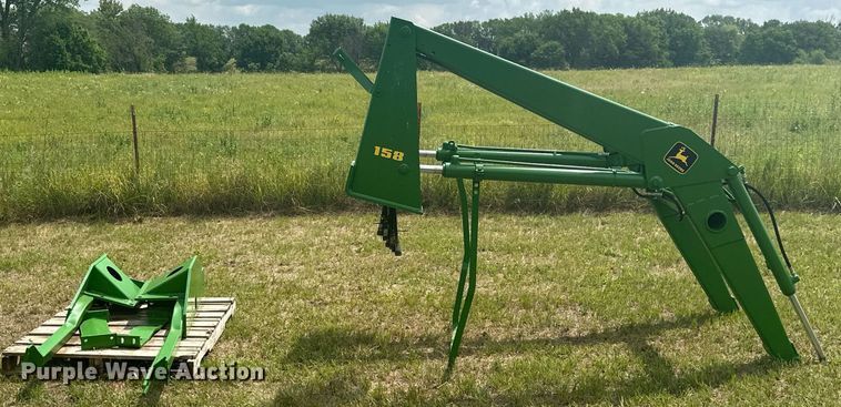 image for item ML9031 John Deere 158  loader