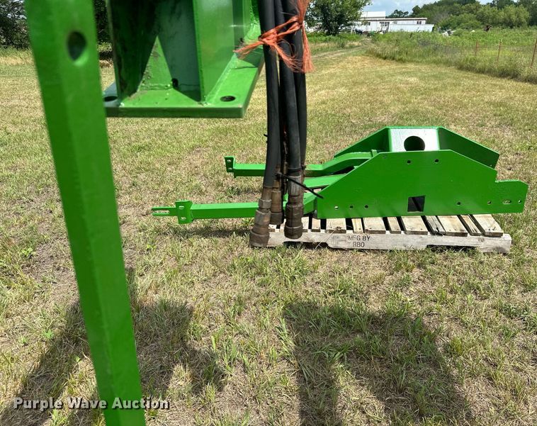 image for item ML9031 John Deere 158  loader