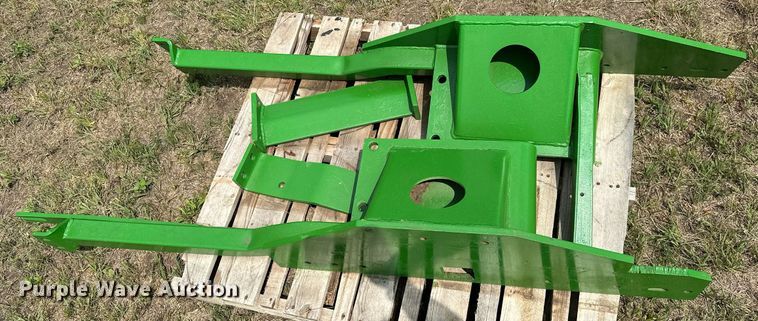 image for item ML9031 John Deere 158  loader
