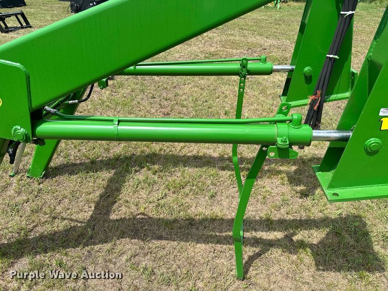 image for item ML9031 John Deere 158  loader