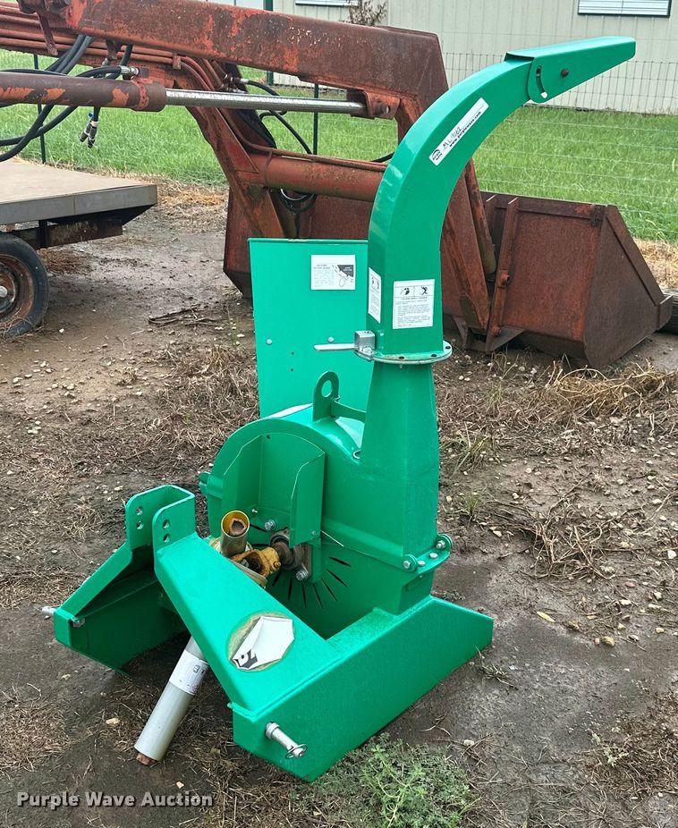 image for item ML9062 Wood chipper